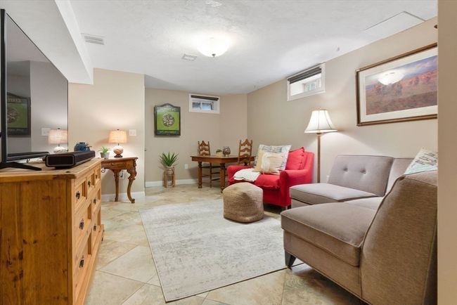 B - 32 Bromfield St, Condo with 3 bedrooms, 3 bathrooms and 2 parking in Newburyport MA | Image 32