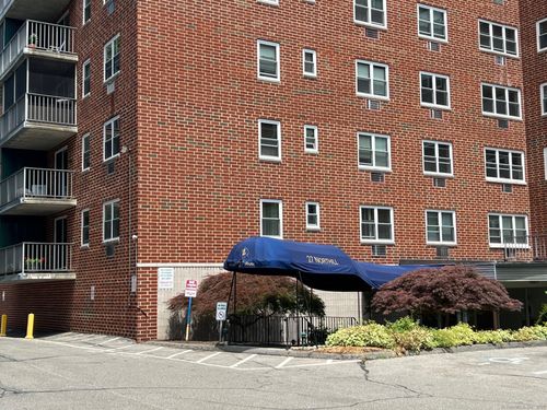 apt-6c-27 Northill St, Stamford, CT, 06907-2026 | Card Image