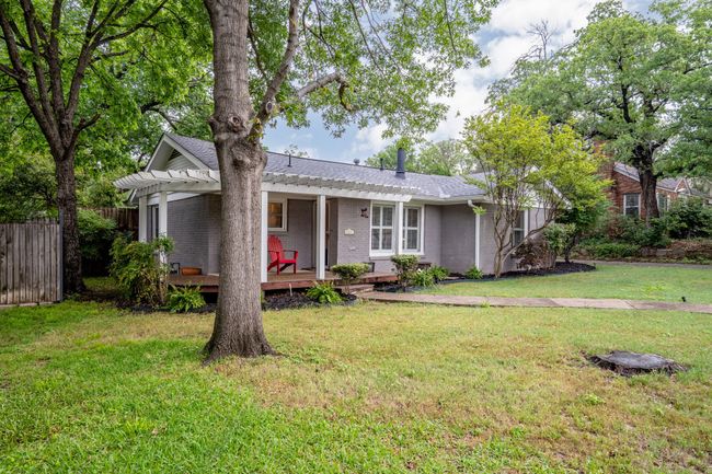 2217 Yucca Ave, House other with 2 bedrooms, 2 bathrooms and null parking in Fort Worth TX | Image 5