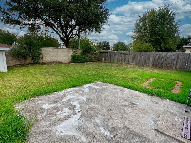 7907 Fire Thorn Ln, House other with 3 bedrooms, 2 bathrooms and 2 parking in Cypress TX | Image 21