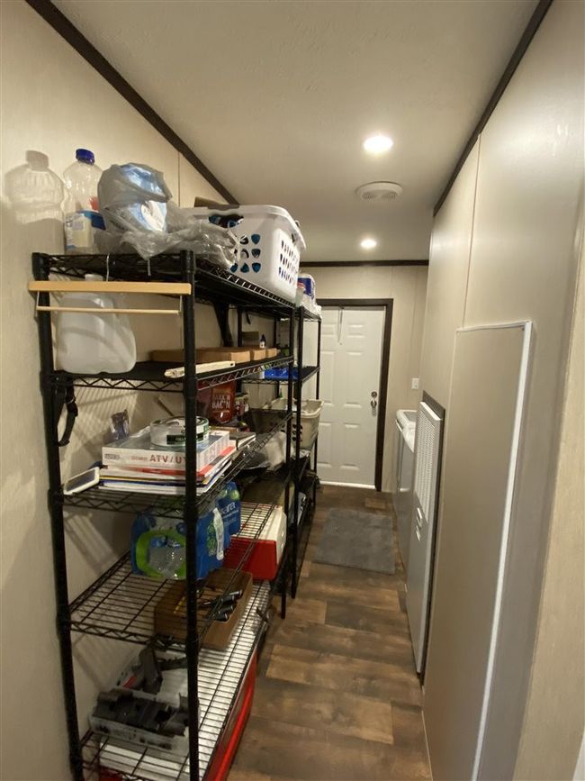Photo 8 | Image 21