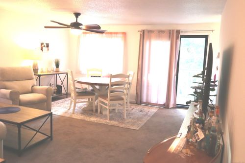 c77-7 Padanaram Rd, Danbury, CT, 06811-5721 | Card Image