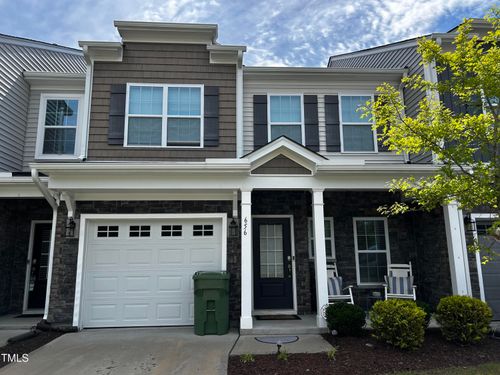 656 Barneswyck Dr, Fuquay-Varina, NC, 27526-2277 | Card Image