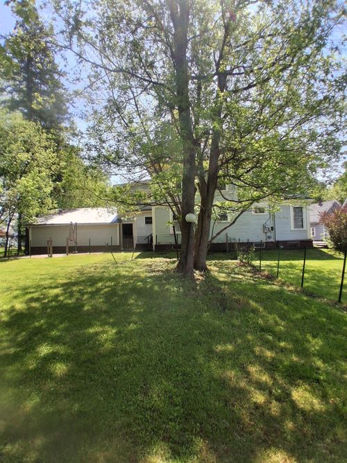 30 Cross St, Littleton, NH, 03561-4901 | Card Image