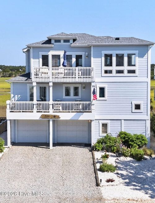 652 Ocean Blvd W, Holden Beach, NC, 28462-1804 | Card Image