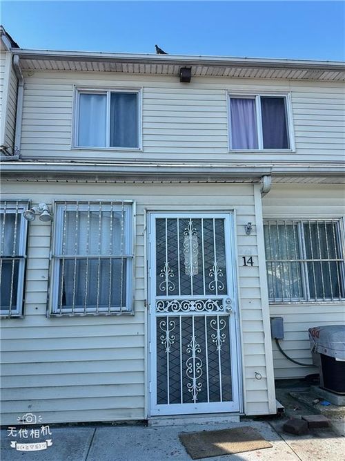 14 Greentree Ln, Staten Island, NY, 10314-1660 | Card Image