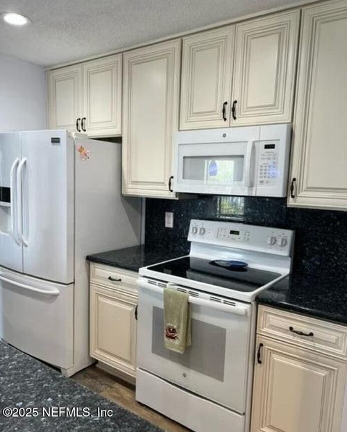 124-116 Governor St, Green Cove Springs, FL, 32043-2549 | Card Image
