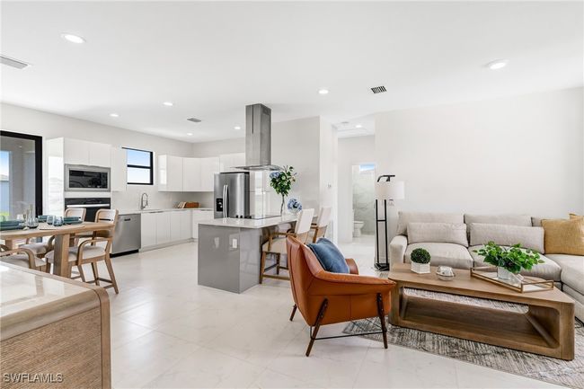 6032 Keystone Circle, House other with 4 bedrooms, 2 bathrooms and null parking in Labelle FL | Image 5