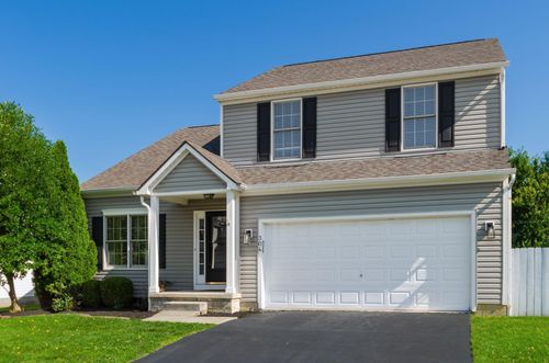 304 Meadow Ash Dr, Lewis Center, OH, 43035-8703 | Card Image