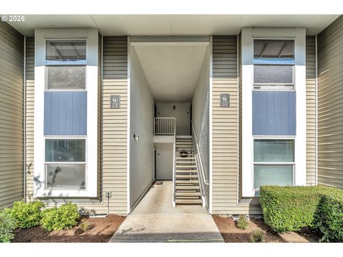 158-4614 W Powell Blvd, Gresham, OR, 97030 | Card Image