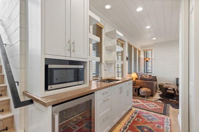 111 Moonstone Loop, House other with 2 bedrooms, 2 bathrooms and null parking in Highlands NC | Image 28