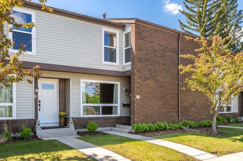 31-5625 Silverdale Dr Nw, Calgary, AB, T3B4N5 | Card Image