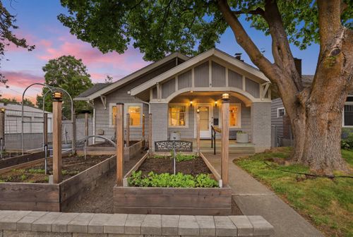 303 E 16th Ave, Spokane, WA, 99203-2239 | Card Image