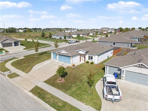 2504 E 26th Street, Lawrence, KS, 66046 | Card Image