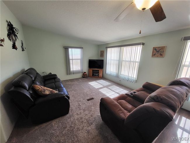 Living Room | Image 16
