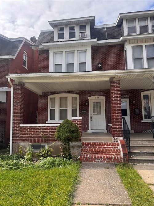 1044 Fullerton Ave, Allentown, PA, 18102-5008 | Card Image