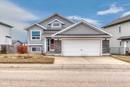 27 Aspen Creek Way, Strathmore, AB, T1P1R2 | Card Image