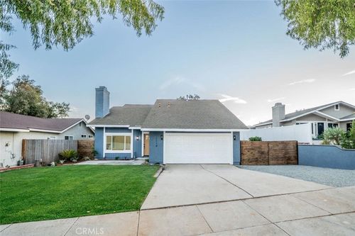 1118 Fallbrook Dr, Corona, CA, 92878-7746 | Card Image