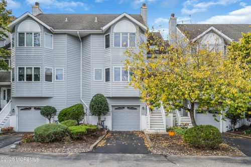 3205-325 Scarlet Ct, Toms River, NJ, 08753-1319 | Card Image