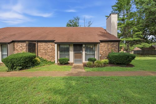 840 Old Coach Ct, Hermitage, TN, 37076-1375 | Card Image