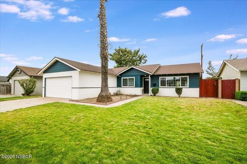 1017 N Daisy St, Lompoc, CA, 93436-3609 | Card Image