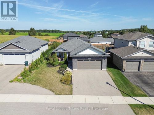 34 Tartan Dr, Embro, ON, N0J1J0 | Card Image