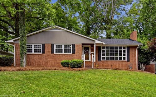 1000 Huntingdon Rd, Winston-Salem, NC, 27104-1621 | Card Image