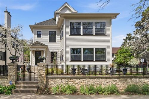 1768 Fremont Ave S, Minneapolis, MN, 55403-2928 | Card Image