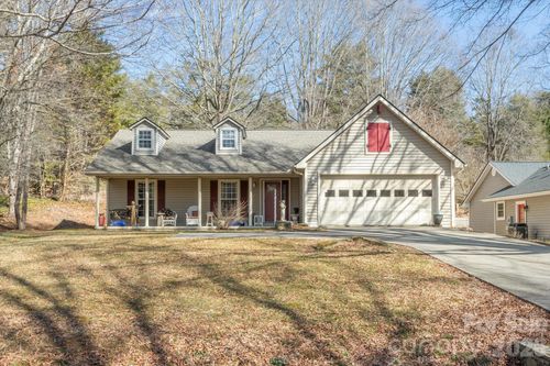2625 Middleton Cir, Hendersonville, NC, 28791-1807 | Card Image