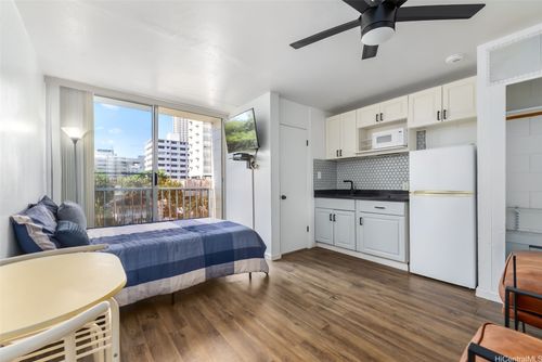 402-249 Kapili St, Honolulu, HI, 96815-3170 | Card Image