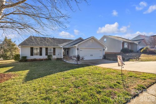 1959 8th St Se, Hickory, NC, 28602-1153 | Card Image