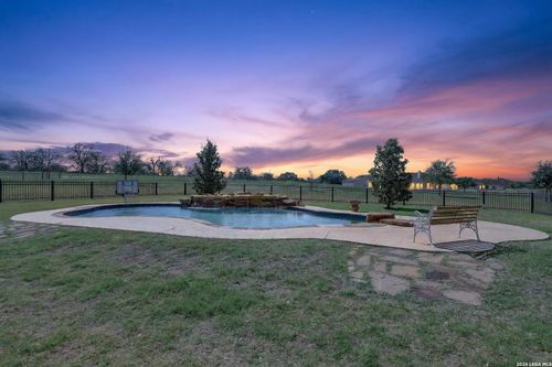 121 Abrego Mount Dr, Floresville, TX, 78114-6676 | Card Image
