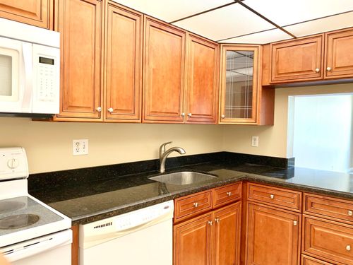 209-2312 S Cypress Bend Dr, Pompano Beach, FL, 33069-5642 | Card Image