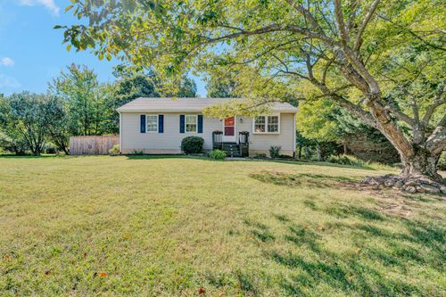 4836 Oak Rd Nw, Roanoke, VA, 24017-4782 | Card Image