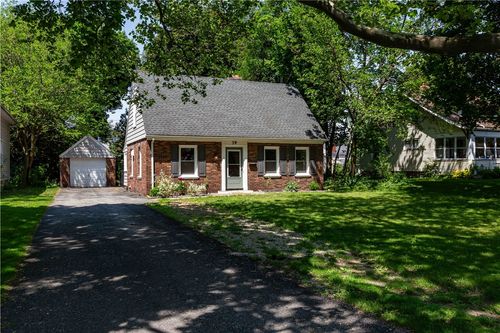 39 Ridgewood Dr, Irondequoit, NY, 14622-2617 | Card Image