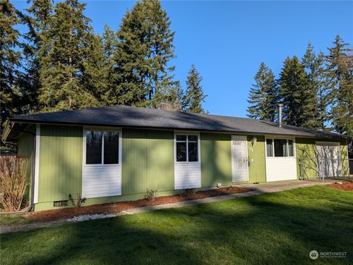 122 Raintree Loop Se, Rainier, WA, 98576 | Card Image