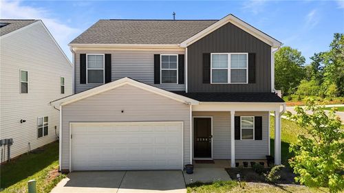 2298 Beechwood View Dr, Winston-Salem, NC, 27106-9902 | Card Image