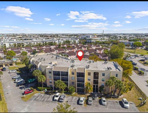 408-8005 Lake Dr, Doral, FL, 33166-4649 | Card Image