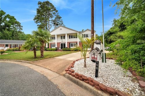 106 Kelsor Dr, Poquoson, VA, 23662-1518 | Card Image