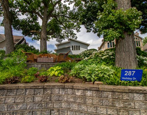 287 Holiday Dr, Somonauk, IL, 60552-9696 | Card Image