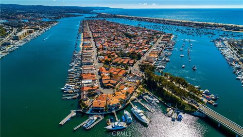 114 Via Xanthe, Newport Beach, CA, 92663 | Card Image