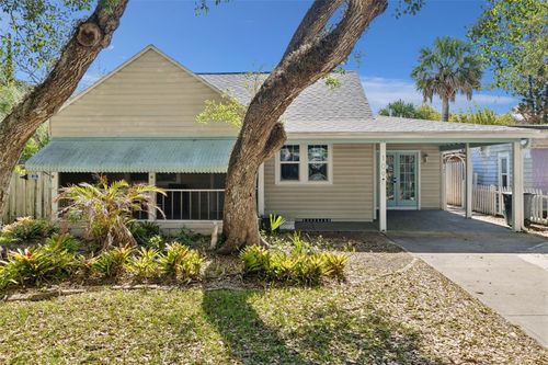 109 N Peninsula Ave, New Smyrna Beach, FL, 32169-2541 | Card Image