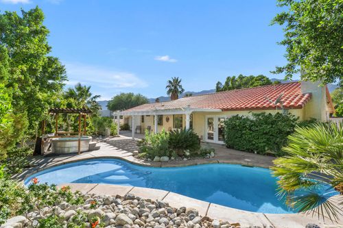 2910 N Bahada Rd, Palm Springs, CA, 92262-2406 | Card Image