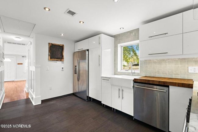 108 Hamilton Ave, House other with 3 bedrooms, 1 bathrooms and null parking in Leonardo NJ | Image 13