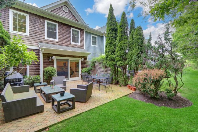 20 - 20 Gianna Ct, Condo with 3 bedrooms, 3 bathrooms and null parking in Southampton NY | Image 26