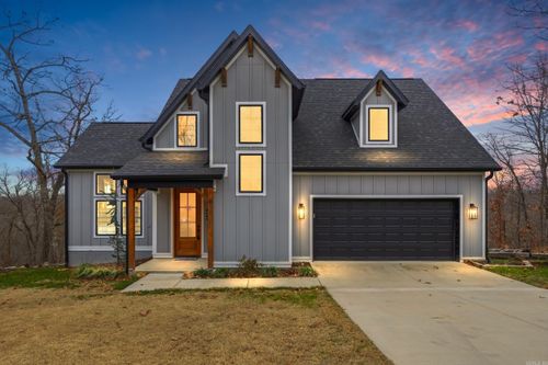 31 Magrath Cir, Bella Vista, AR, 72715-6029 | Card Image