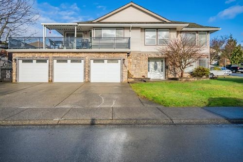 8247 Bowyer Dr, Mission, BC, V2V6V9 | Card Image