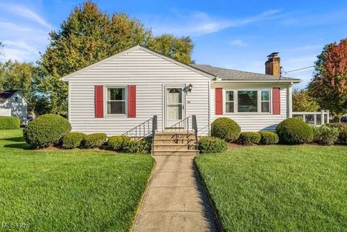 513 E Herrick Ave, Wellington, OH, 44090-1384 | Card Image