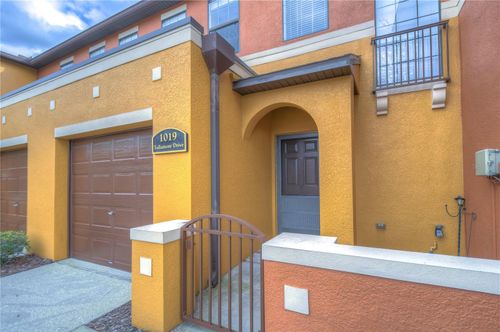 1019 Tullamore Dr, WESLEY CHAPEL, FL, 33543-3949 | Card Image