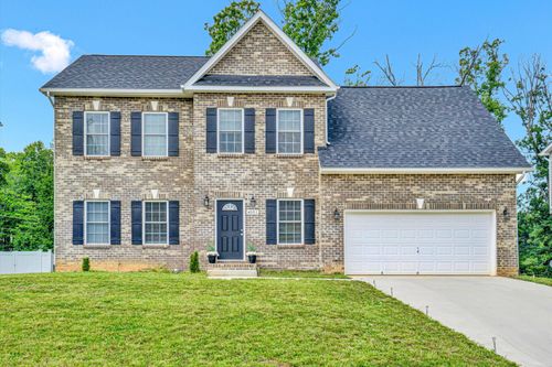 4951 Warrior Dr, Salem, VA, 24153-5813 | Card Image